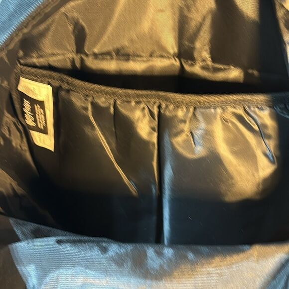 2018 Harry Potter Hogwarts Alumni Backpack School Book Bag - UNISEX - Picture 6 of 10